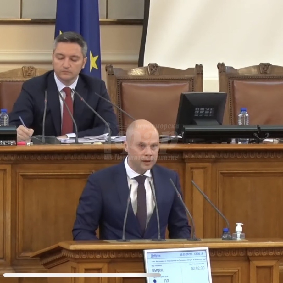 Димитър Ташев поиска постоянно присъствие на екипи от Агенцията по бежанците в Кризисните центрове